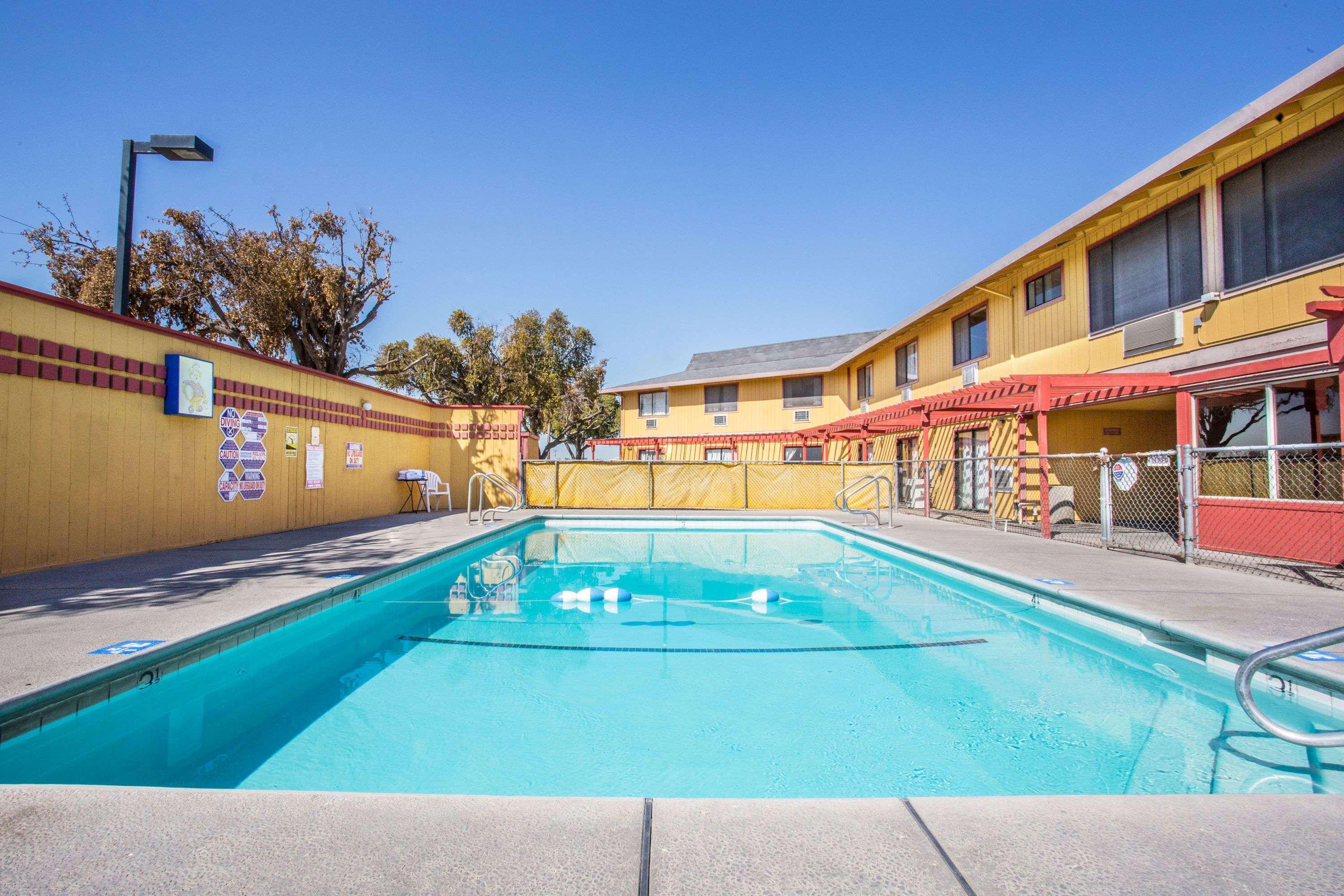 Travelodge By Wyndham Hotel